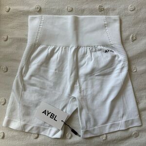 NWT ABYL Balance V2 Seamless Shorts